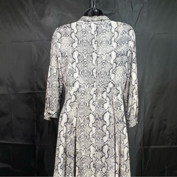 Zara Black and Gray Snake Print Long Sleeve Dress - Picture 9 of 11